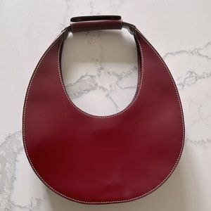 Staud moon bag Raspberry